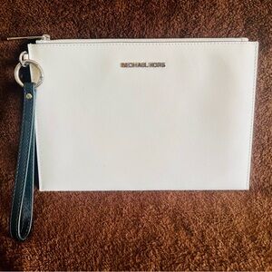 Michael Kors Jet Set Large Wristlet Wallet Clutch